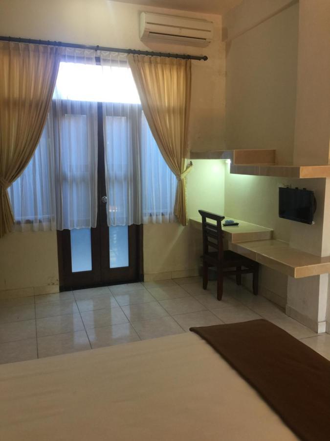 Hotel Pakerisan East Mansion Denpasar Exterior foto