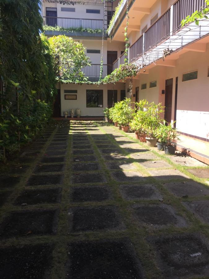 Hotel Pakerisan East Mansion Denpasar Exterior foto